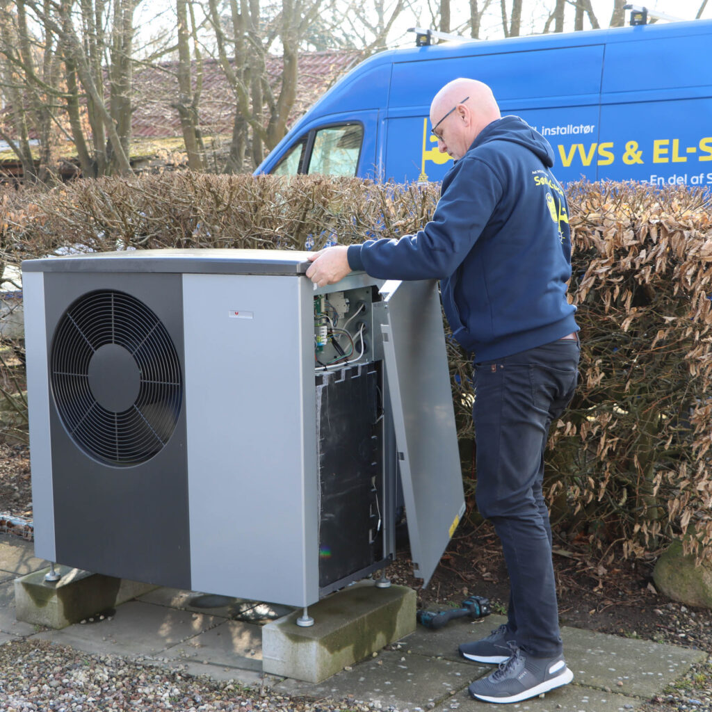 Vi installerer din luft til vand varmepumpe